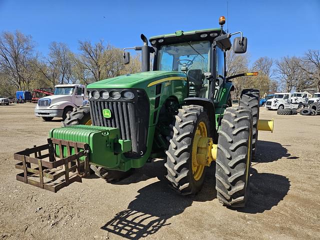 Image of John Deere 8295R equipment image 2