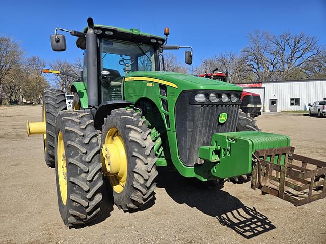 Image of John Deere 8295R equipment image 3
