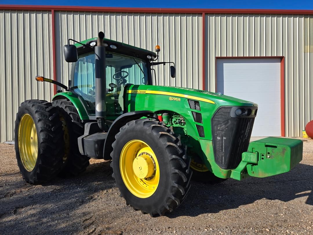 Image of John Deere 8295R Primary image