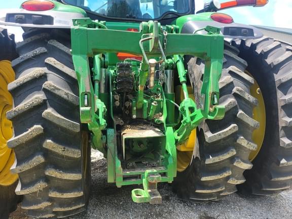 Image of John Deere 8295R equipment image 3