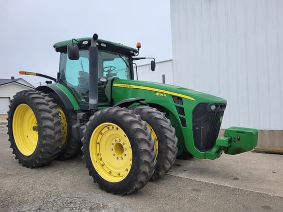 Image of John Deere 8295R equipment image 2
