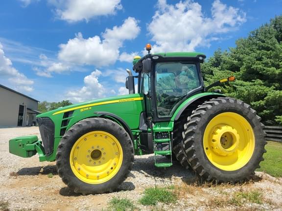 Image of John Deere 8295R equipment image 1