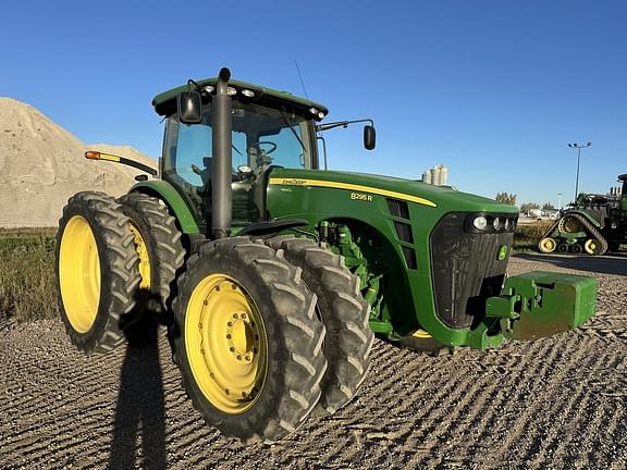 Image of John Deere 8295R equipment image 1