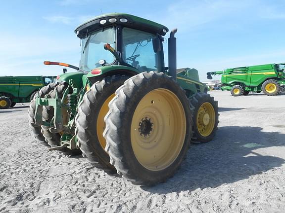 Image of John Deere 8295R equipment image 2