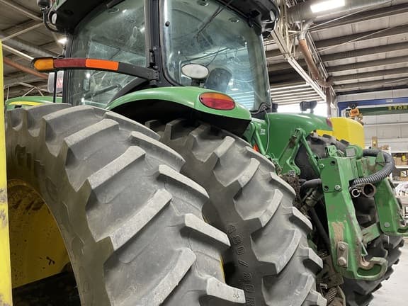 Image of John Deere 8295R equipment image 3