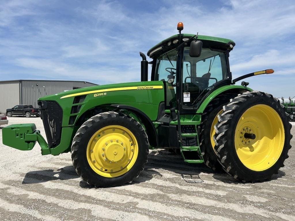 Image of John Deere 8295R Primary image