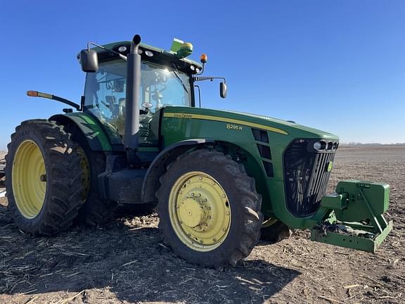 Image of John Deere 8295R equipment image 1