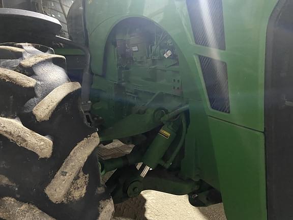 Image of John Deere 8295R equipment image 3