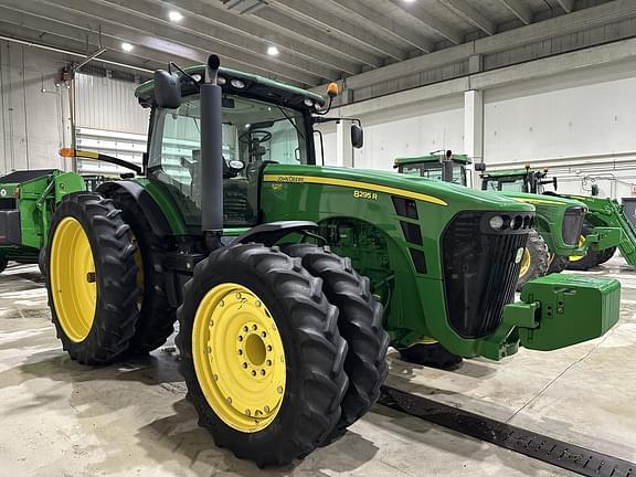 Image of John Deere 8295R equipment image 1