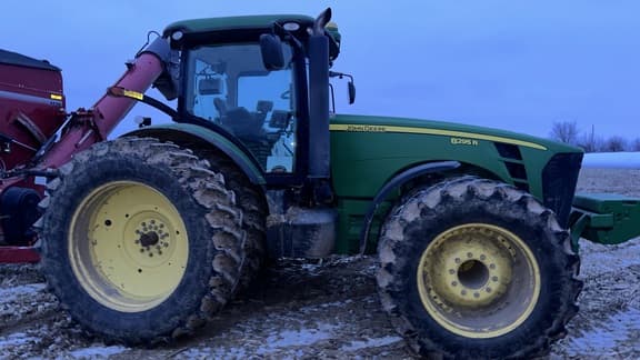 Image of John Deere 8295R equipment image 3