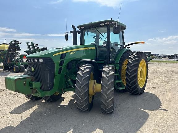 Image of John Deere 8295R equipment image 2