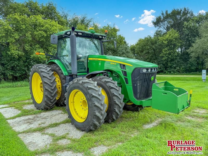 2010 John Deere 8295R Equipment Image0