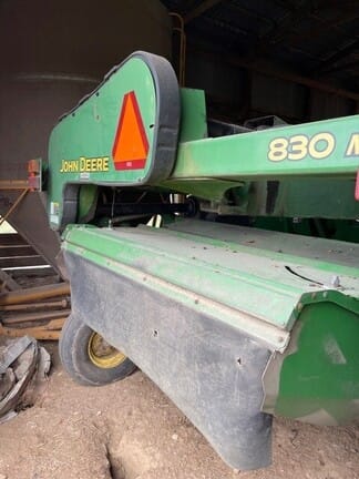 Main image John Deere 830