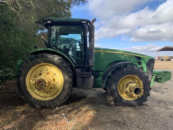 Image of John Deere 8320R equipment image 1