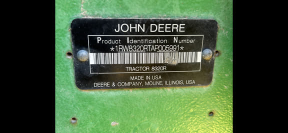Image of John Deere 8320R equipment image 4
