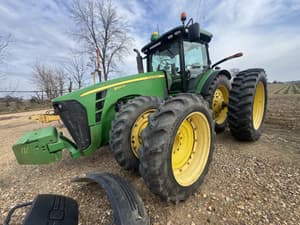 2010 John Deere 8320R Image