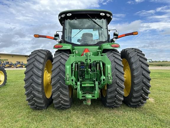 Image of John Deere 8320R equipment image 4