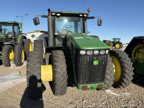 Image of John Deere 8320R equipment image 3