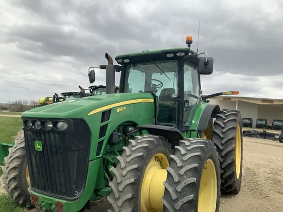 Image of John Deere 8320R equipment image 1