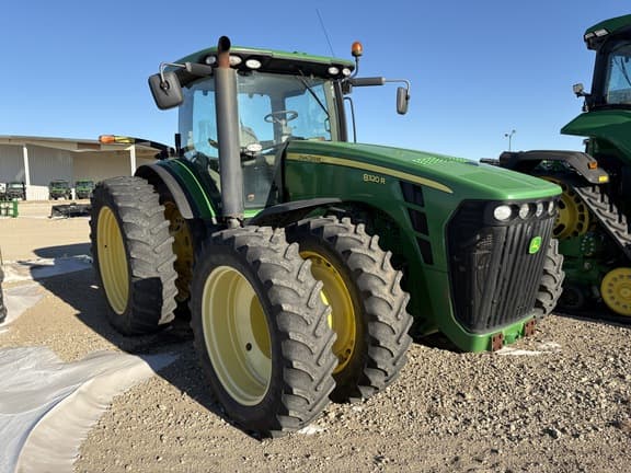 Image of John Deere 8320R equipment image 2