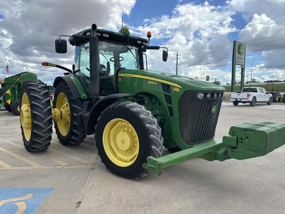 Image of John Deere 8320R Primary image