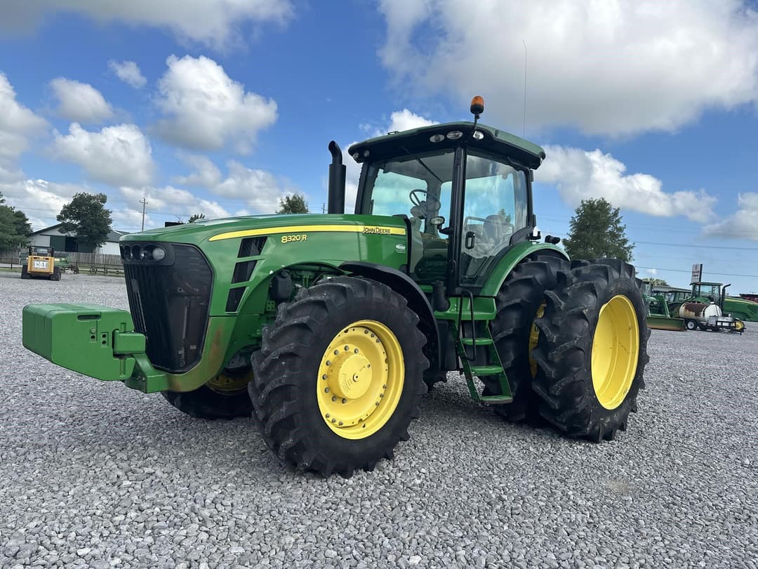 Image of John Deere 8320R Primary image