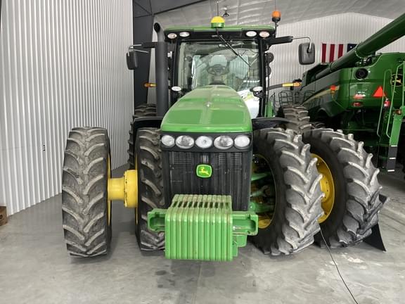 Image of John Deere 8320R equipment image 3