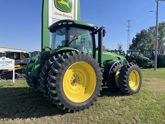 Image of John Deere 8320R equipment image 2