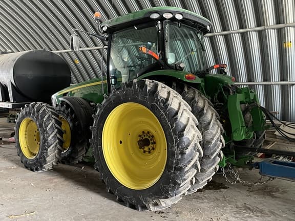 Image of John Deere 8320R equipment image 2