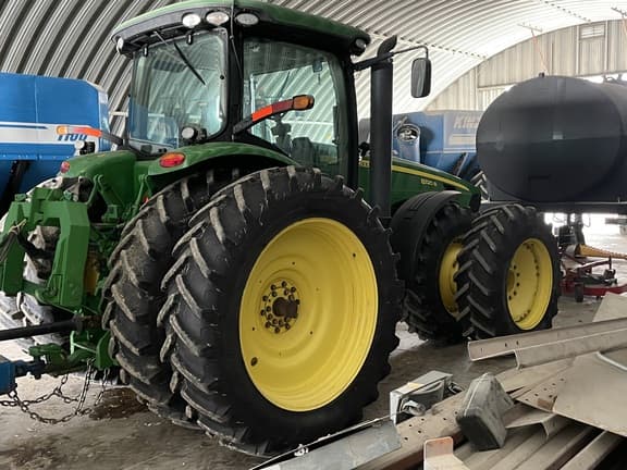Image of John Deere 8320R equipment image 3