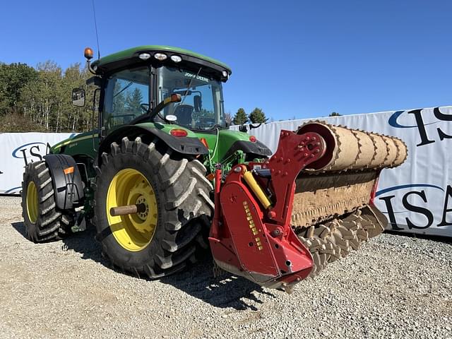 Image of John Deere 8320R equipment image 2