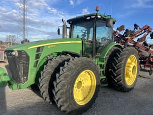 2010 John Deere 8320R Image