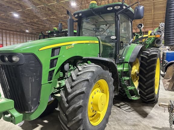 Image of John Deere 8320R Primary image
