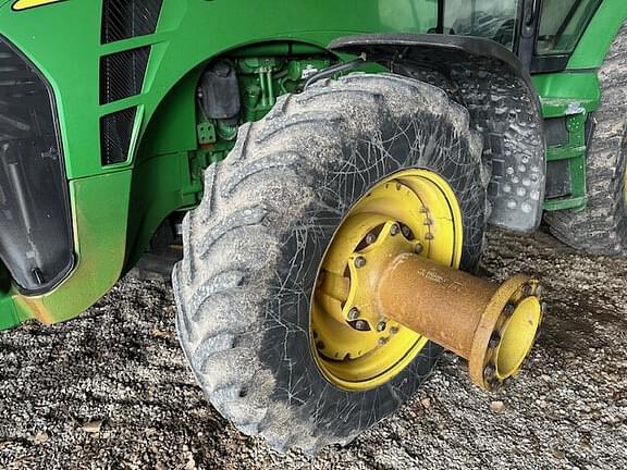 Image of John Deere 8320R equipment image 4