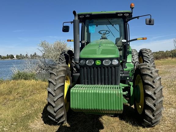 Image of John Deere 8320R equipment image 1