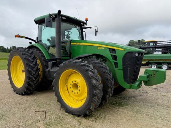 Image of John Deere 8320R Primary image