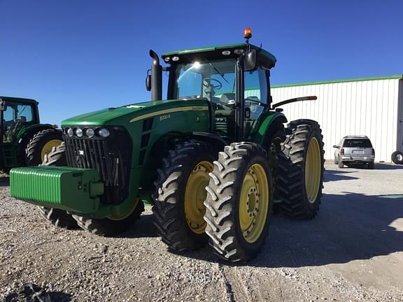 Image of John Deere 8320R equipment image 2