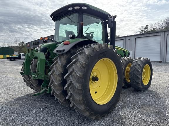 Image of John Deere 8320R equipment image 1