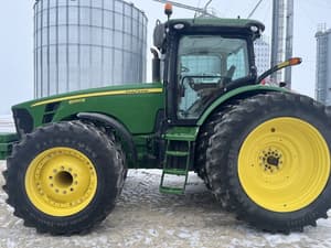 2010 John Deere 8320R Image