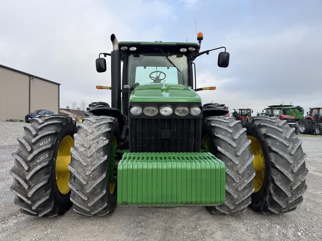 Image of John Deere 8320R equipment image 4