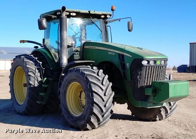 Image of John Deere 8320R equipment image 2