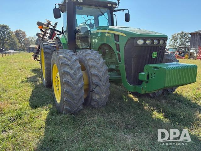 Image of John Deere 8320R equipment image 2