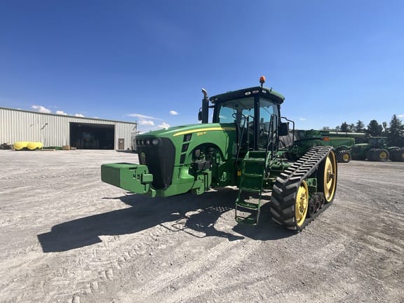 2010 John Deere 8320RT Equipment Image0