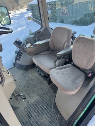 Image of John Deere 8320RT equipment image 1