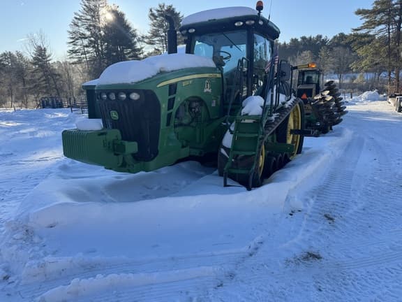 Image of John Deere 8320RT equipment image 3