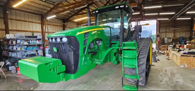 Image of John Deere 8320RT equipment image 1