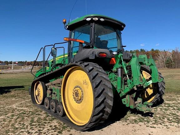 Image of John Deere 8320RT equipment image 2