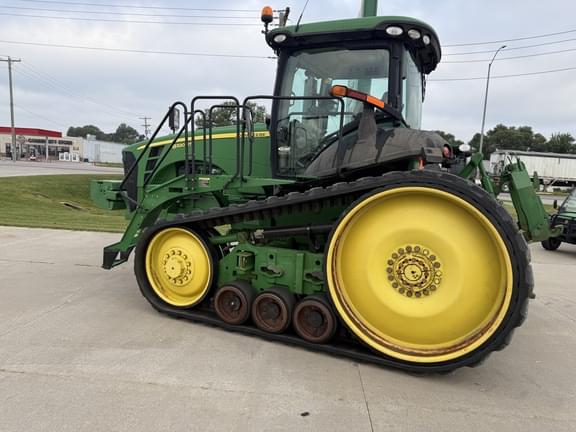 Image of John Deere 8320RT equipment image 2