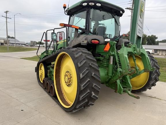Image of John Deere 8320RT equipment image 3