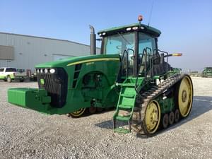 2010 John Deere 8320RT Image